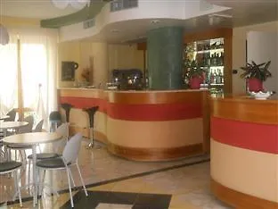 Ave Otel