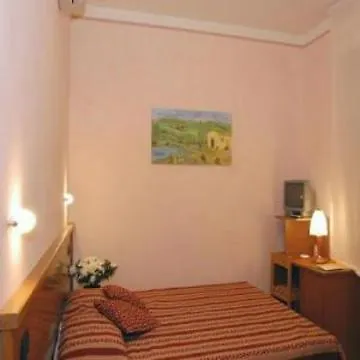 Otel Ave 3*