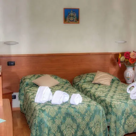 Ave Otel 3*