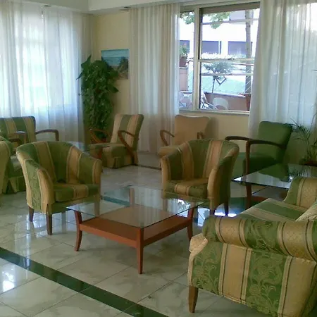Otel Ave 3*
